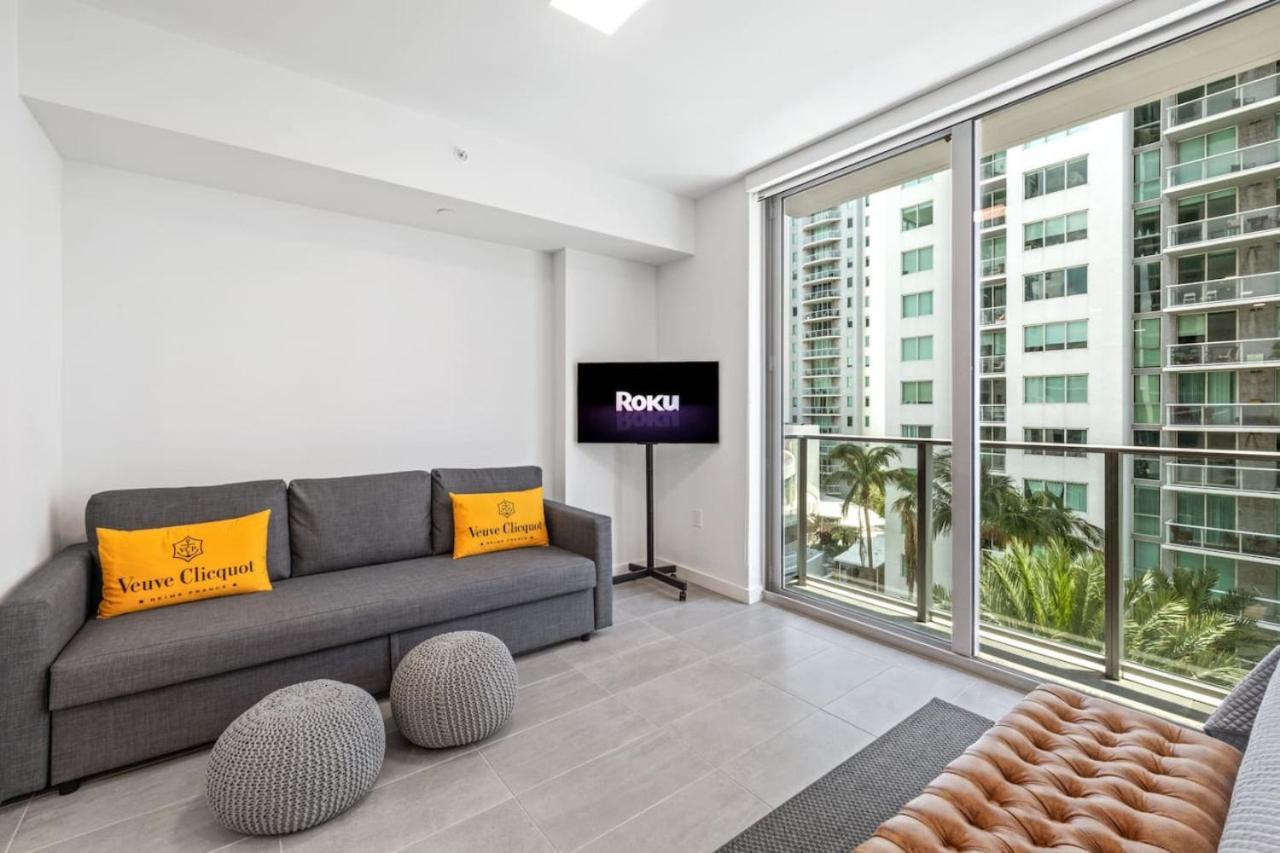 Downtown Luxury Studio Pool And Gym Apartamento Miami Exterior foto